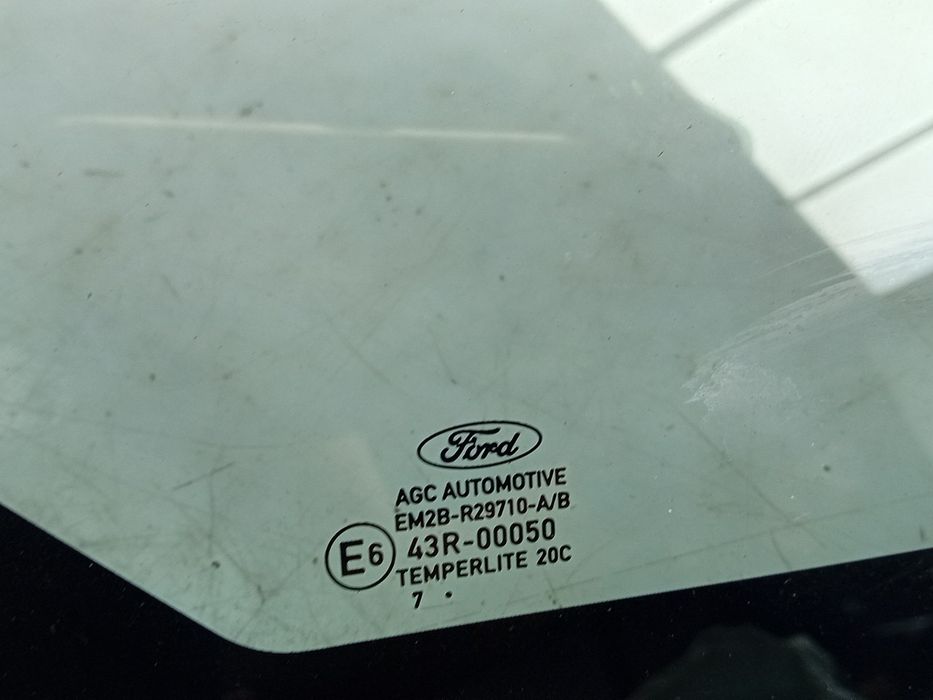 Vidro triangular frente direito FORD S-Max