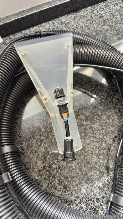 Máquina de Extração e Lavagem de Estofos Rotador (Bendel 601.800) 1100W