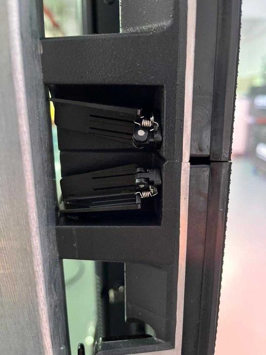 Telebim Ekran LED dioda 3 x 5.5 m 16.5m2 pełne 16:9 P3.91 IP65