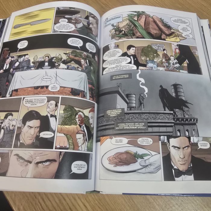 Komiks Batman wojna  żartów z zagadkami