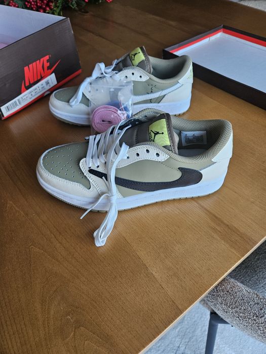 Air Jordan 1 Retro Low Golf Travis Scott Neutral Olive