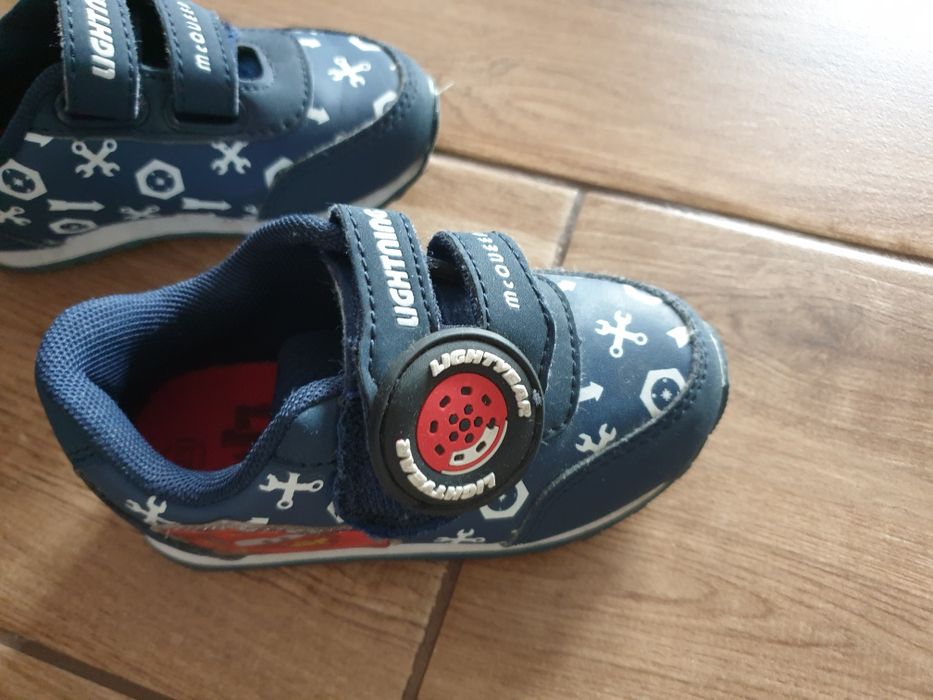 Buty chłopięce rozmiar 23