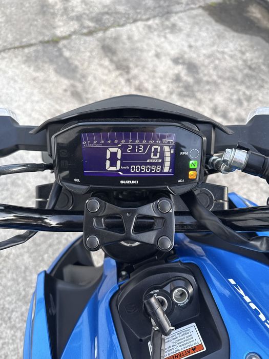 Suzuki gsxs 125 2021