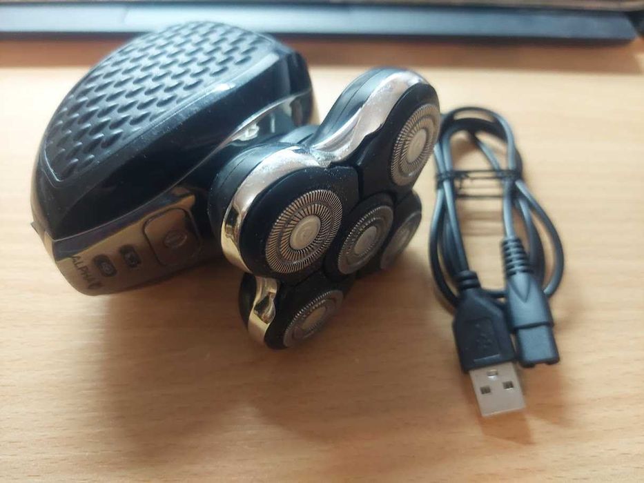 Golarka maszynka do golenia strzyżenia brody głowy Alpha TR7-PRO