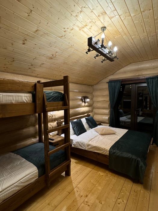 Котедж в Карпатах з басейном та сауною !!! біля с. Тухля