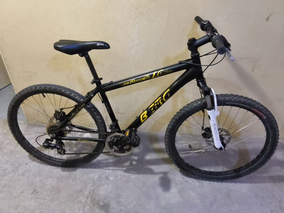 BERG Trailrock 10 aro 26