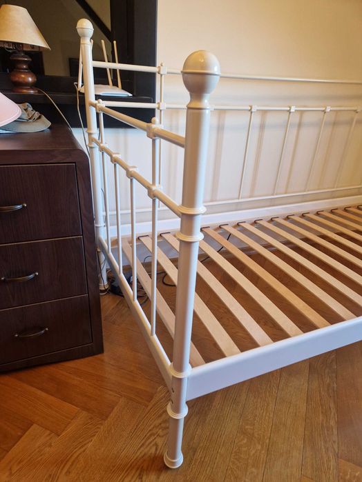 Łóżko metalowe białe nieużywane