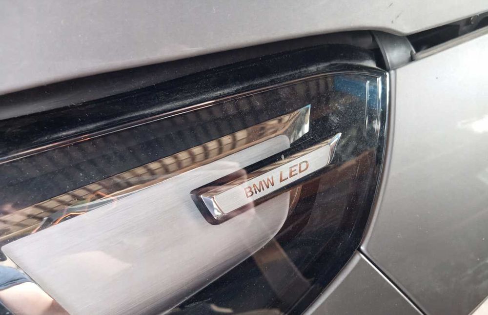 Капот BMW IX U11 розборка шрот