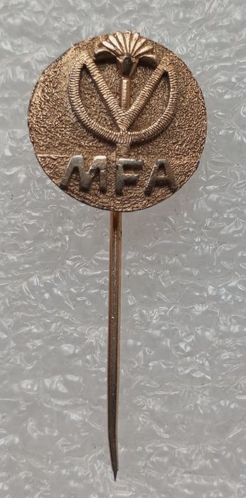 Pin, distintivo político MFA