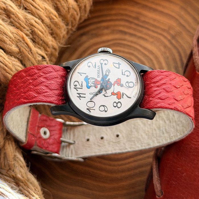 Lata 80, Pobeda. Donald Duck. Stan nowy! Zabytkowy zegarek mechaniczny