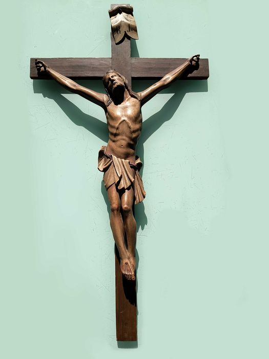 Drewniany krzyż (95 cm) z przełomu XIX/XX wieku