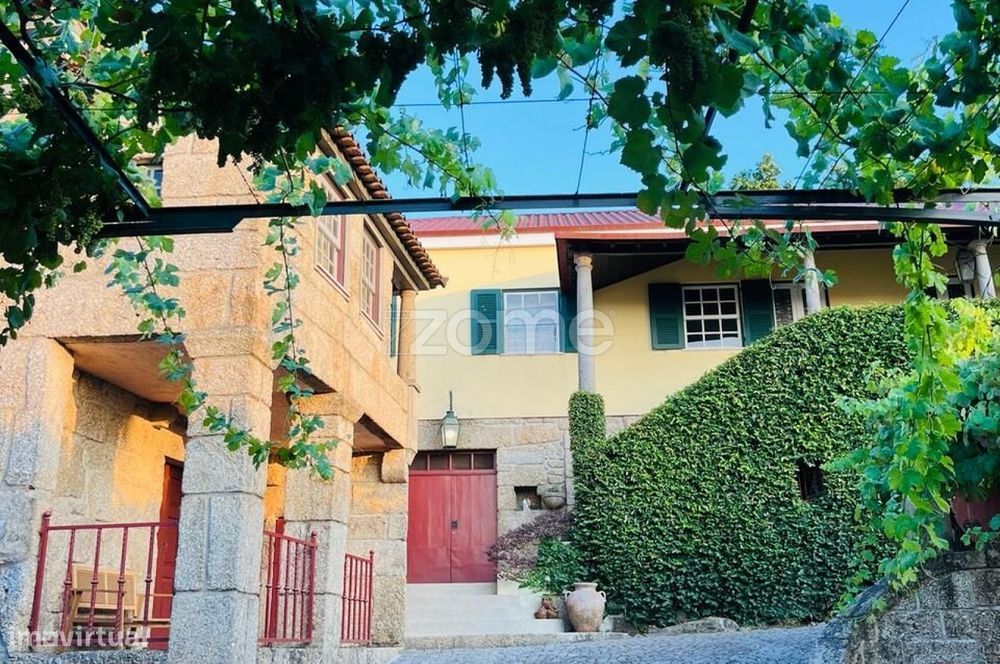Casa de Agrêllo: casa +1, capela, piscina, jardim – V. N. C. Stº Ti...