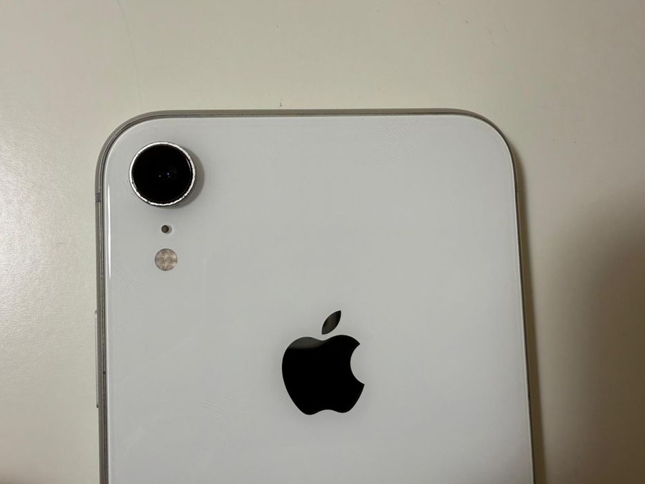 iPhone XR branco