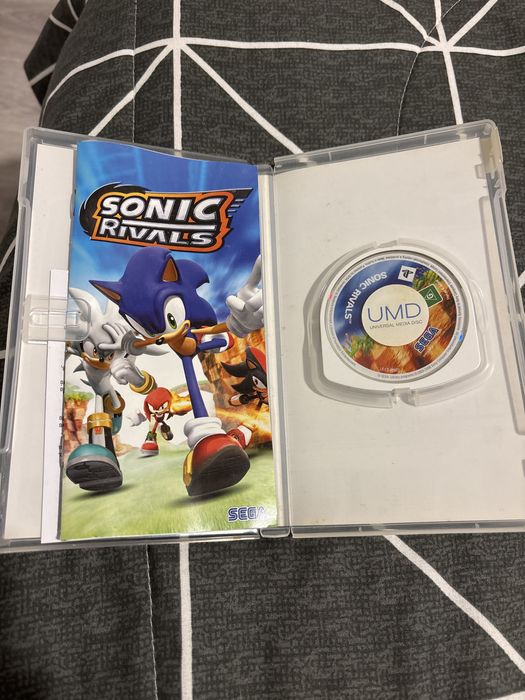 Jogo sonic rivals como novo para PSP