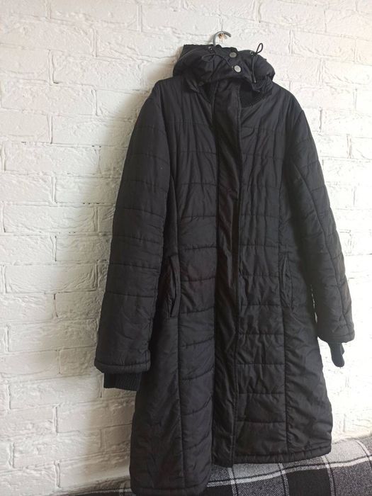 Жіноча куртка на осінь - зиму