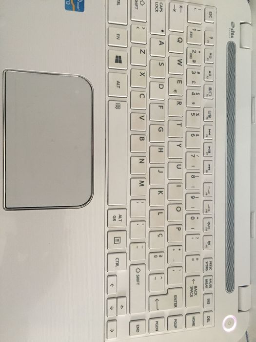 Toshiba Satellite L40-A-10F  i3-3227U