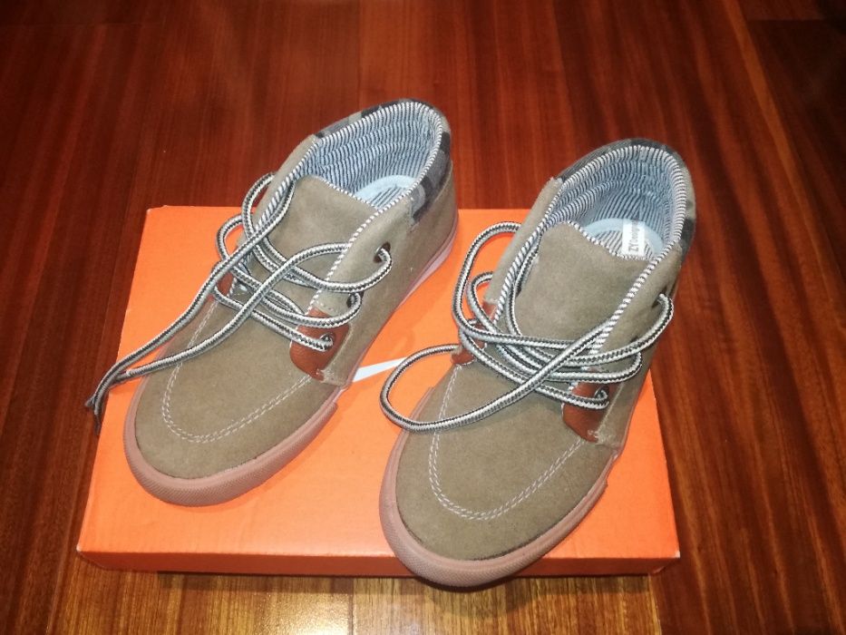 Botas criança Zippy tamanho 27 como novas