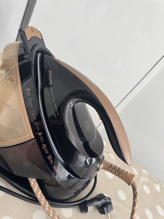 Ferro Philips PerfectCare Performer