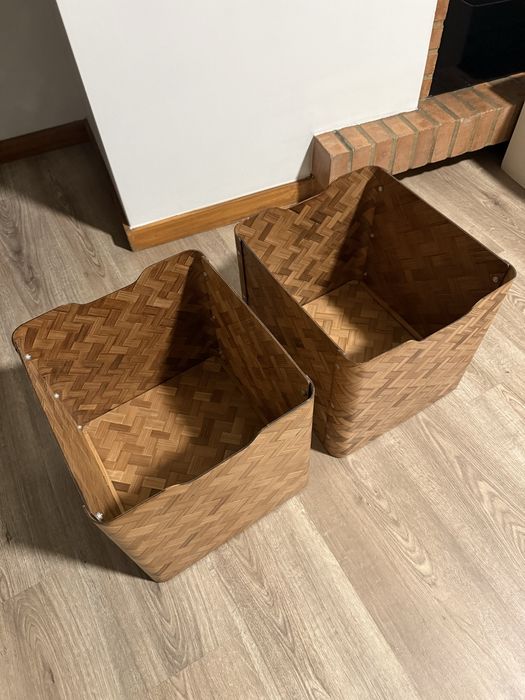 Estantes pretas IKEA