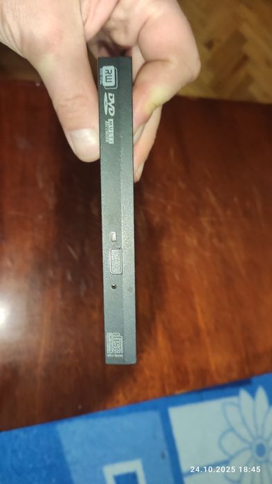 КорпусAsuschentoA6 зTV/FM тюнером