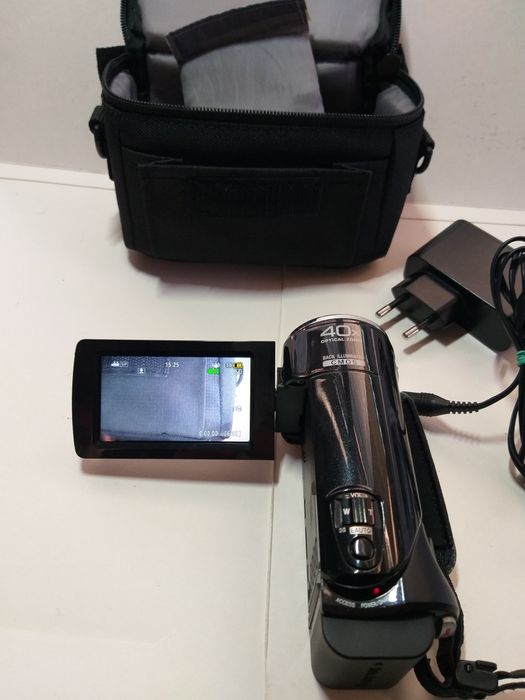 Видеокамера JVC GZ-E15BE  (Sony DCR-HC27E