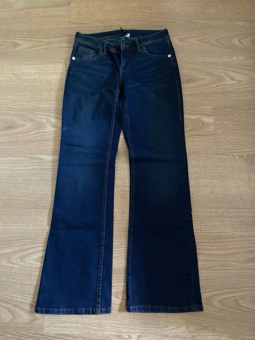 Джинси жіночі кльош темно-сині H&M Divided 38(m/l)
