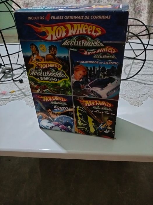 Lote Nostalgia: Pack Hot Wheels AcceleRacers + DVDs Tartarugas Ninja + Jogo PC