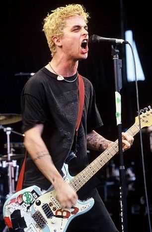 Гурт шукає вокаліста