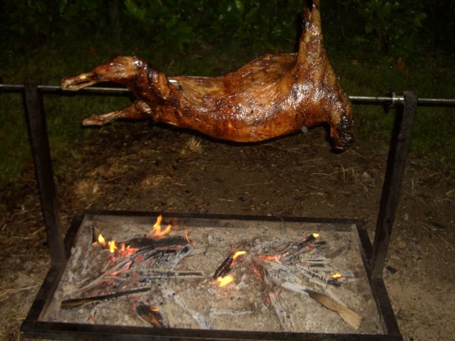Porco no espeto saloio