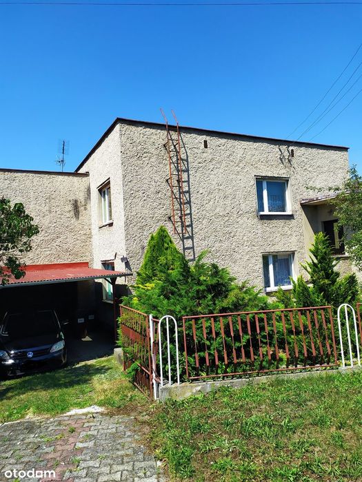Dom wolnostojący z garażem oś. Żabieniec