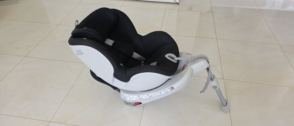 Fotelik obrotowy britax Romer 9-18 kg