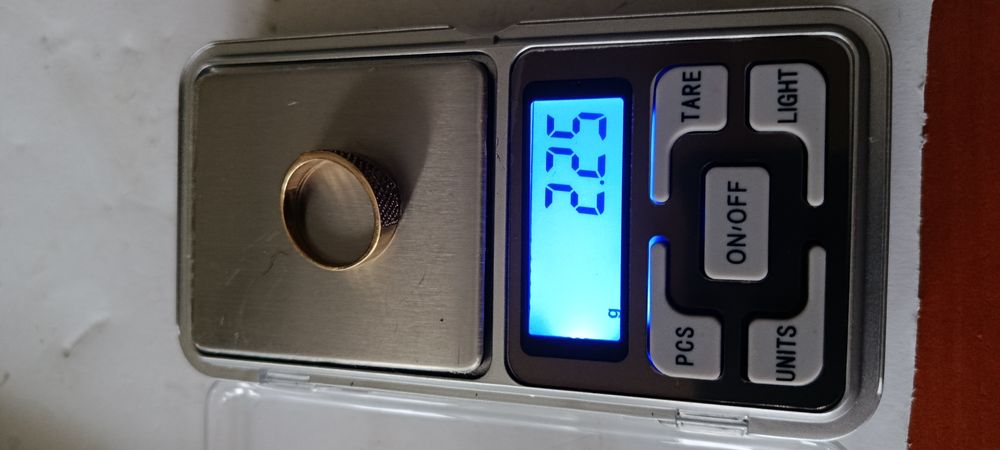 Złoty pierścionek 333