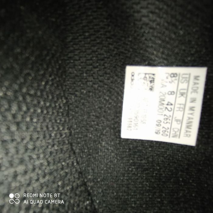 Продам кроссовки Adidas