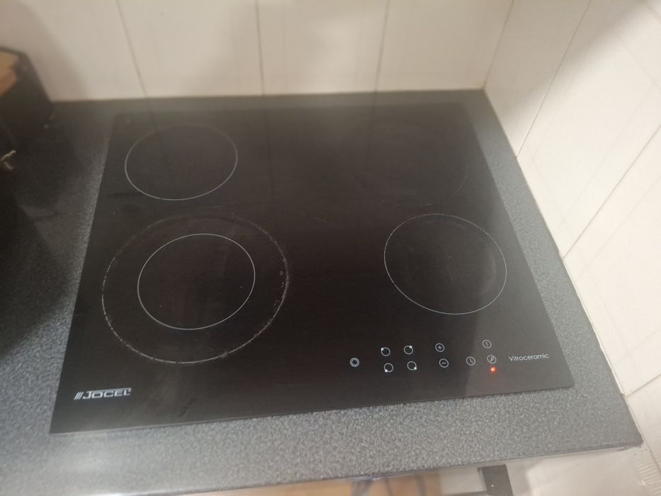 Placa eléctrica e forno