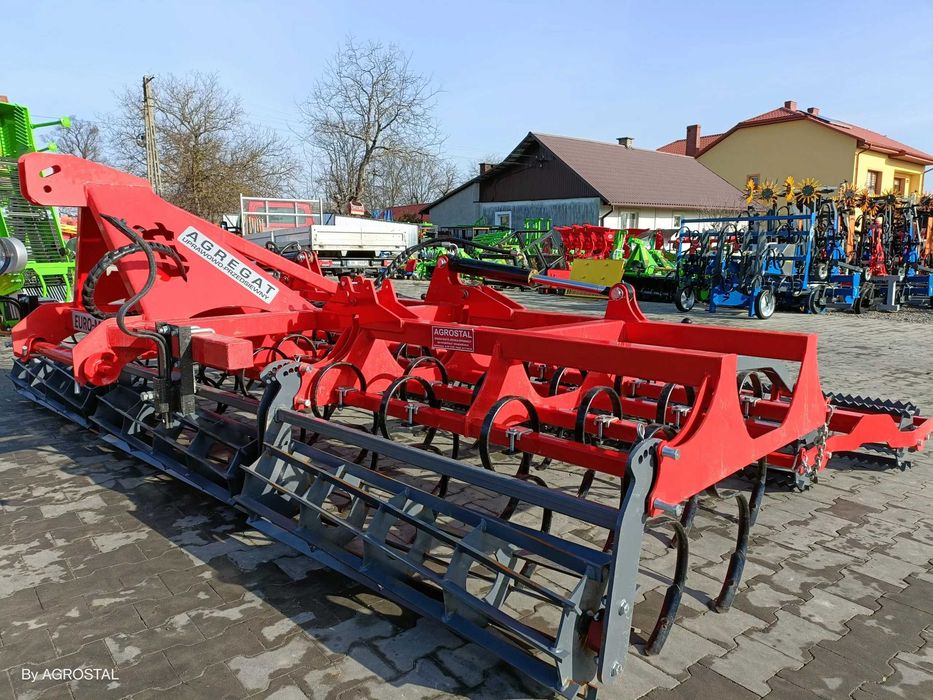 Agregat uprawowy przedsiewny Euro-Masz