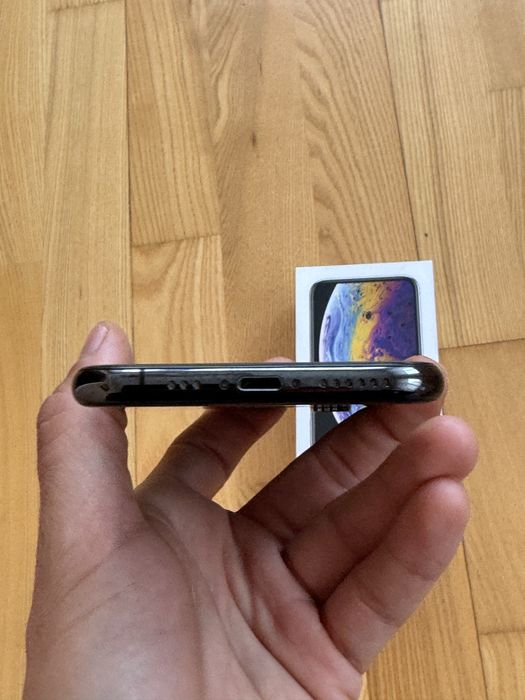 iPhone XS 64gb space gray neverlock