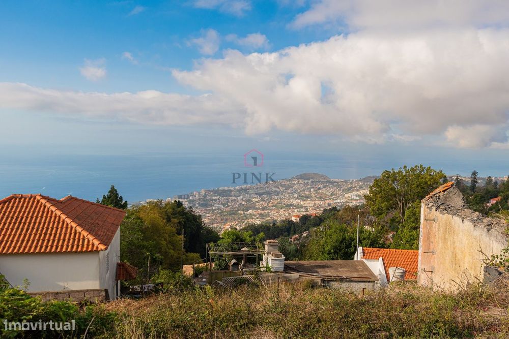 Prédio Misto com Ruínas - Funchal