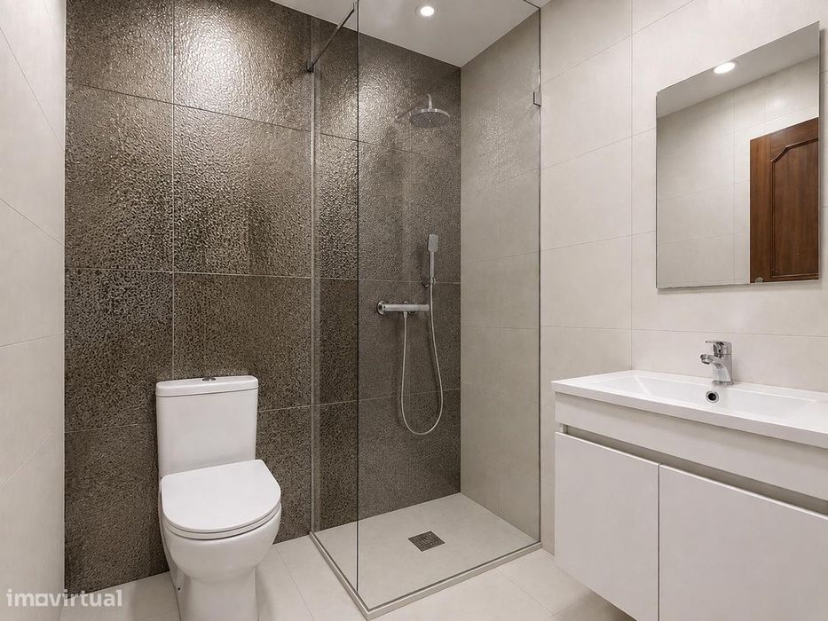 Apartamento T4 para arrendamento, situado na Rua Cândido de Oliveira