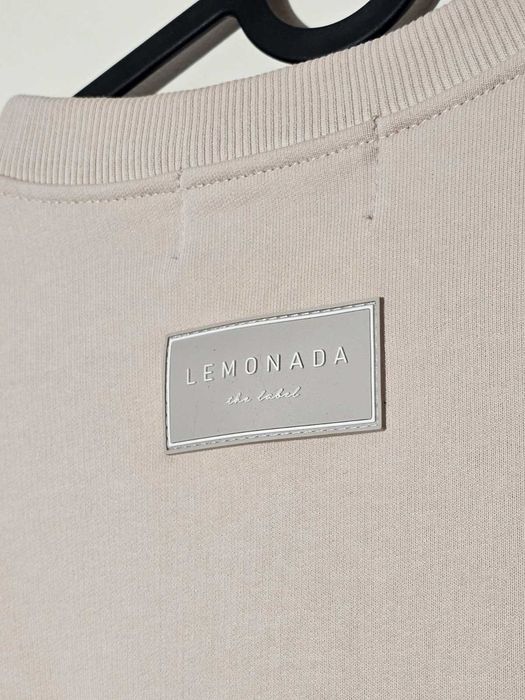 Bluza beżowa klasyczna Lemonada 40