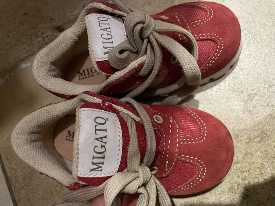 Ботиночки дитячі