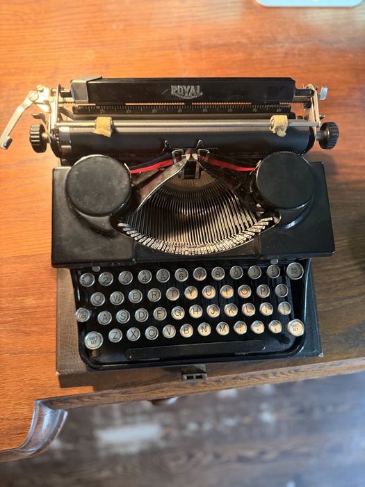Royal Typewriter Co. stara maszyna do pisania retro vintage, Sprawna !