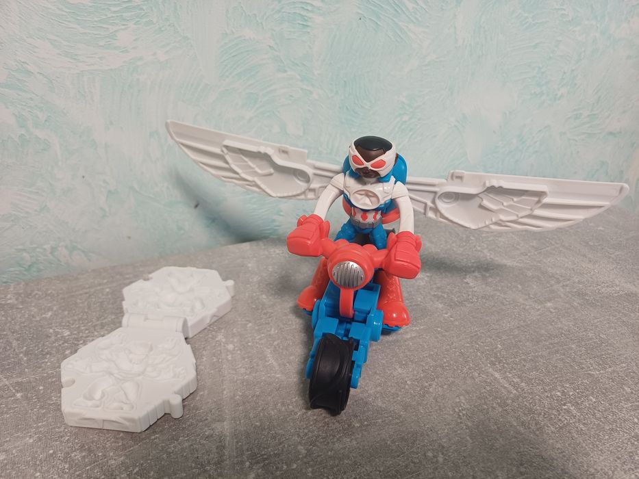 Play-Doh Marvel Сокіл