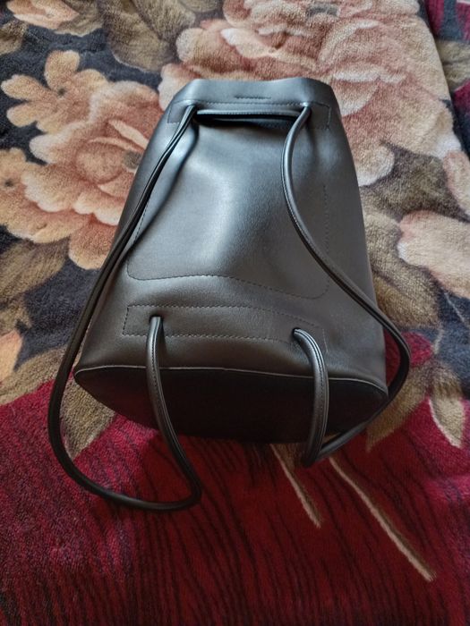 Сумка рюкзак через плечо  из качественного кожзама