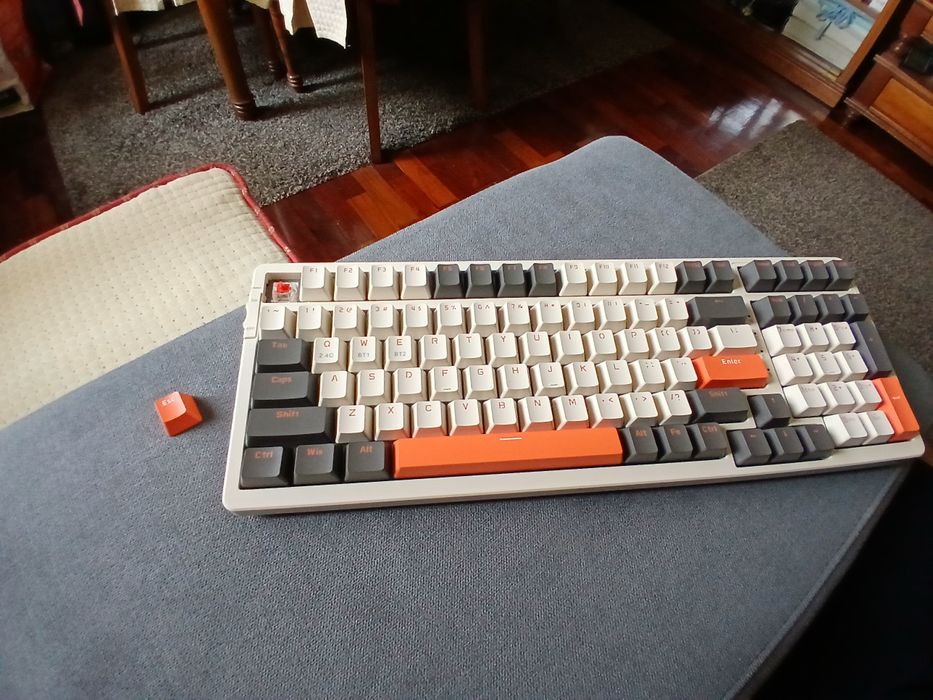 Teclado Wireless Mecânico