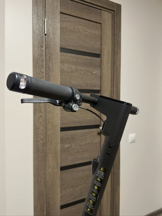 Електросамокат Ninebot MAX G2