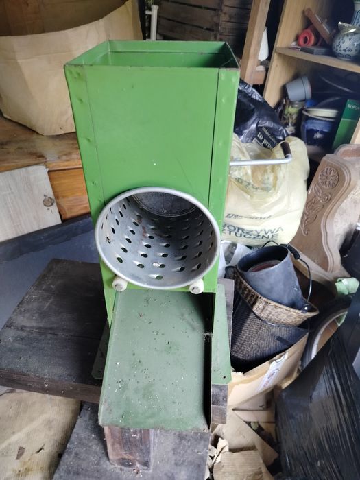 Ręczna Krajalnica do buraków i tp.