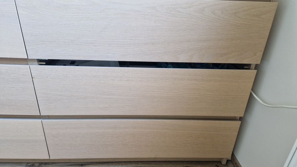Komoda Ikea malm