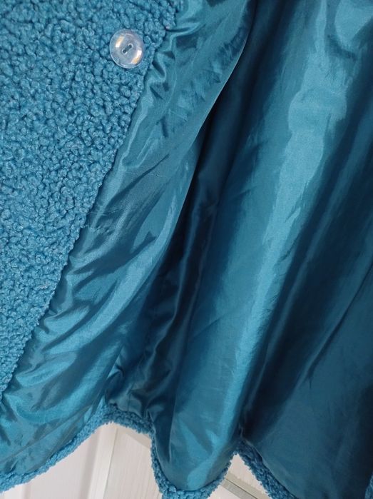 Kurtka /płaszcz o fakturze baranka  Capsule 40