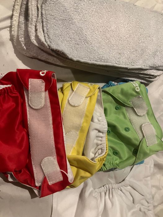 Fraldas reutilizáveis várias cores