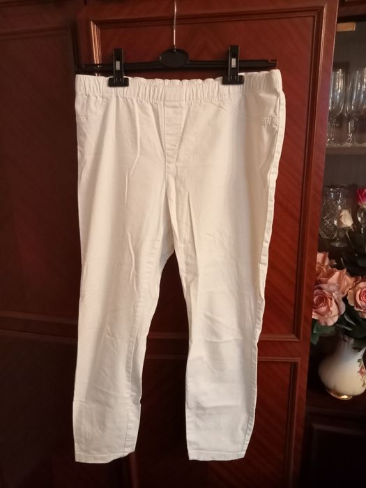 Spodnie damskie rozmiar 42